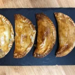 Empanadillas de queso con especias